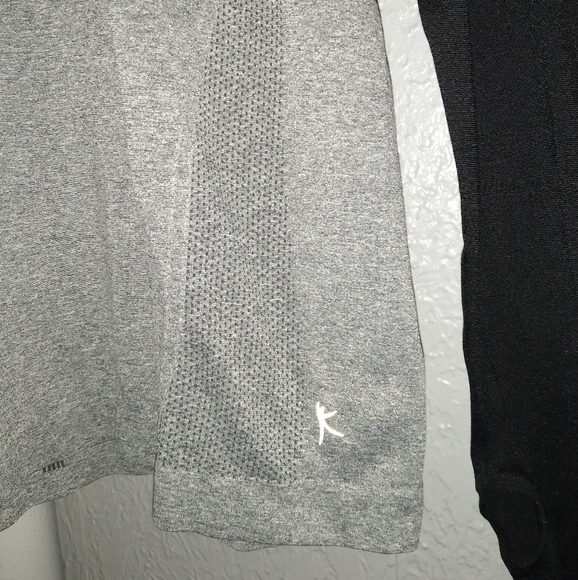 BOGO SALE Danskin Black Gray Exercise Jog Top Workout Stretch with Thumb Hole XL - Picture 10 of 11